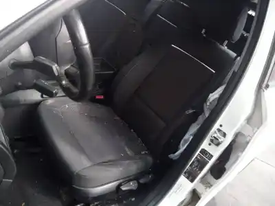 Veículo de Sucata bmw serie 1 berlina (e81/e87) 118d do ano 2008 alimentado n47d20a