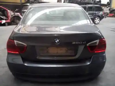 Veículo de Sucata bmw serie 3 berlina (e90) 320d do ano 2005 alimentado 204d4d