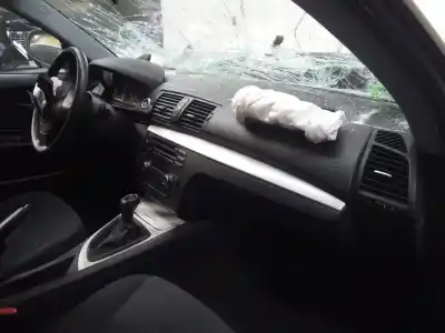 Veículo de Sucata bmw serie 1 berlina (e81/e87) 120i do ano 2010 alimentado n43b20a