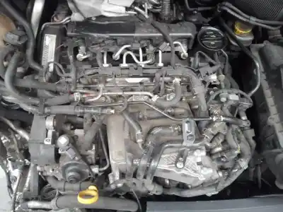 Veículo de Sucata skoda rapid active do ano 2016 alimentado cxma