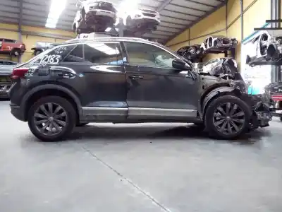 Scrapping Vehicle VOLKSWAGEN T-ROC Sport of the year 2019 powered DFFA