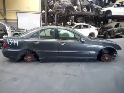 Здавання транспортного засобу mercedes-benz clase c (w203) berlina 270 cdi (203.016) року 2001 потужний 612962
