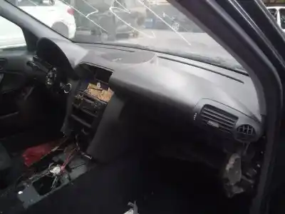 Здавання транспортного засобу mercedes-benz clase c (w203) berlina 270 cdi (203.016) року 2001 потужний 612962