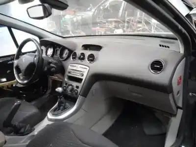 Veículo de Sucata peugeot 308 sport do ano 2007 alimentado rhr