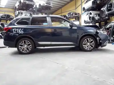 Scrapping Vehicle MITSUBISHI                                         OUTLANDER (GF0)                                                                                                                                                                                                                                            Motion 2WD                                                                                                                                                                                                                                                 of the year 2016 powered 4J11