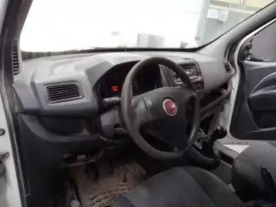 Sloopvoertuig fiat doblo cargo basis kasten van het jaar 2011 aangedreven 199a3000