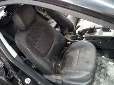 Veículo de Sucata hyundai i30 style do ano 2008 alimentado d4fb