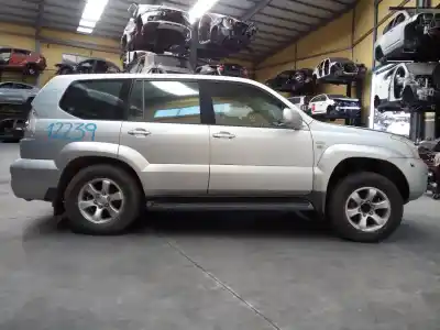 Vehículo de desguace TOYOTA LAND CRUISER (J12)  del año 2003 con motor 1KDFTV