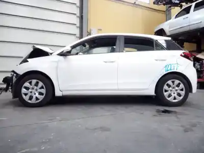 Veicolo di demolizione hyundai i20 trend blue dell'anno 2017 alimentato g4la