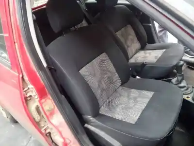 Veículo de Sucata dacia sandero laureate do ano 2014 alimentado k7j 714