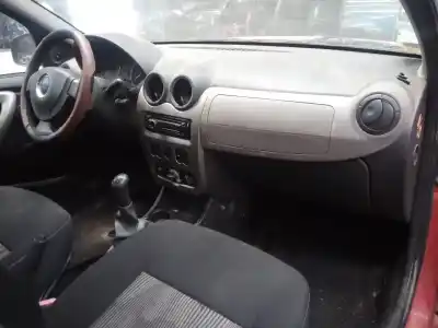 Veículo de Sucata dacia sandero laureate do ano 2014 alimentado k7j 714