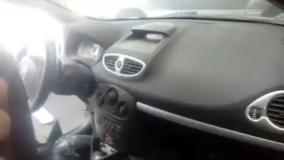 Veículo de Sucata renault clio iii confort expression do ano 2007 alimentado k9k766