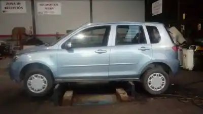 Véhicule à la ferraille MAZDA 2 BERLINA (DY) 1.4 CAT de l'année 2005 alimenté FXJA