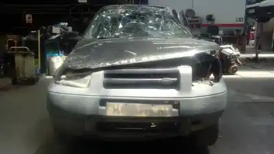 Véhicule à la ferraille land rover freelander (ln) e familiar de l'année 1998 alimenté 