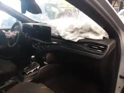 Scrapping Vehicle ford focus st-line of the year 2023 powered r0db