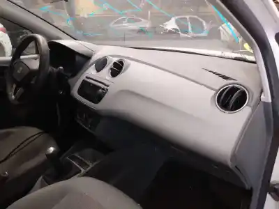 Здавання транспортного засобу seat                                               ibiza (6j5)                                                                                                                                                                                                                                                reference                                                                                                                                                                                                                                                  року 2010 потужний bms