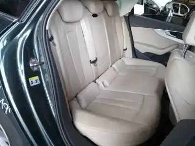 Veículo de Sucata audi a4 berlina (8w2) sport edition do ano 2013 alimentado cvna