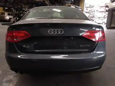 Veicolo di demolizione audi a4 berlina (b8) básico dell'anno 2008 alimentato caga