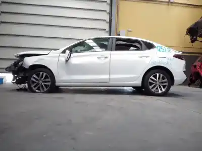 Veicolo di demolizione hyundai i30 fastback tecno dell'anno 2018 alimentato g3lc