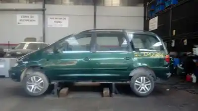 Scrapping Vehicle VOLKSWAGEN SHARAN (7M8) Básico of the year 1995 powered AFN