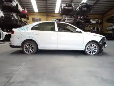 Здавання транспортного засобу seat toledo (kg3) reference року 2017 потужний cxma