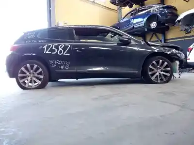 Sloopvoertuig VOLKSWAGEN SCIROCCO III (137, 138) 1.4 TSI van het jaar 2009 aangedreven CAVD
