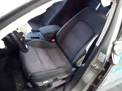 Veículo de Sucata volkswagen passat variant (3g5) advance bmt do ano 2015 alimentado crlb