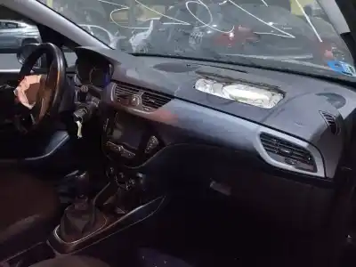 Veicolo di demolizione opel corsa e selective dell'anno 2018 alimentato b14xel