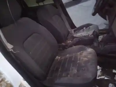 Veículo de Sucata dacia duster ii comfort do ano 2023 alimentado k9k872