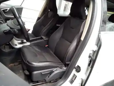 Veicolo di demolizione volvo xc60 momentum drive dell'anno 2011 alimentato d5204t2