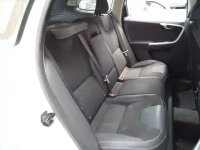 Veicolo di demolizione volvo xc60 momentum drive dell'anno 2011 alimentato d5204t2