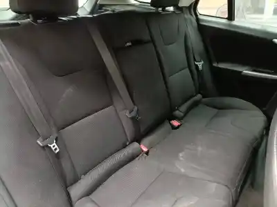 Sloopvoertuig volvo v60 kombi kinetic van het jaar 2014 aangedreven d5204t7