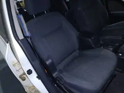 Здавання транспортного засобу renault koleos expression року 2009 потужний m9r832