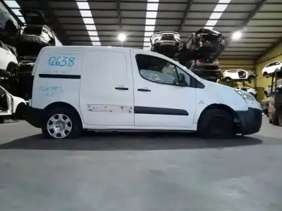 Sloopvoertuig PEUGEOT PARTNER KASTEN Confort L1 van het jaar 2014 aangedreven 9HN