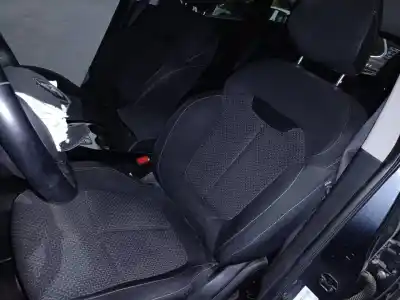 Veículo de Sucata renault kadjar zen do ano 2017 alimentado r9m414