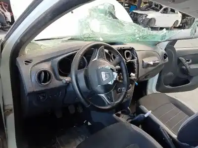 Veículo de Sucata dacia sandero stepway do ano 2019 alimentado h4b410