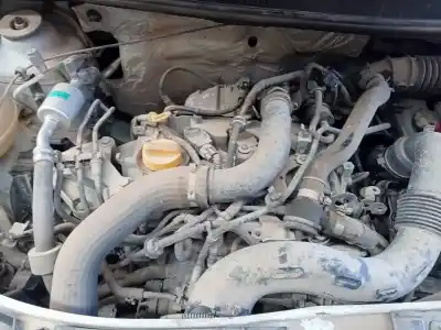 Veículo de Sucata dacia sandero stepway do ano 2019 alimentado h4b410