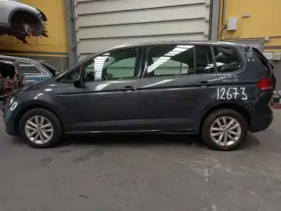 Veículo de Sucata volkswagen touran (5t1) advance bmt do ano 2017 alimentado dgda