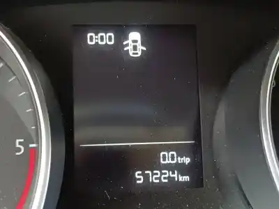 Veículo de Sucata volkswagen touran (5t1) advance bmt do ano 2017 alimentado dgda