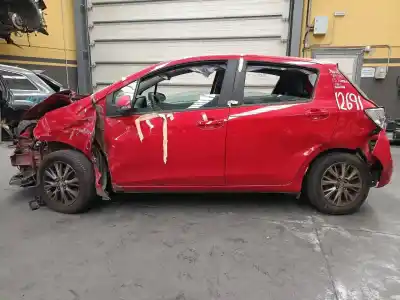 Veículo de Sucata TOYOTA YARIS Hybrid Active do ano 2018 alimentado 1NZFXE