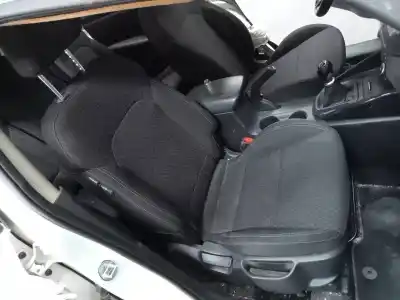 Veículo de Sucata kia carens ( ) concep do ano 2018 alimentado g4fd