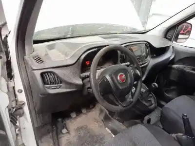 Veículo de Sucata fiat doblo ii cargo (263) 1.3 16v m-jet cat do ano 2017 alimentado 263a6000