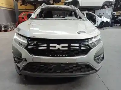 Veículo de Sucata dacia sandero iii 1.0 tce 110 do ano 2023 alimentado h5d490