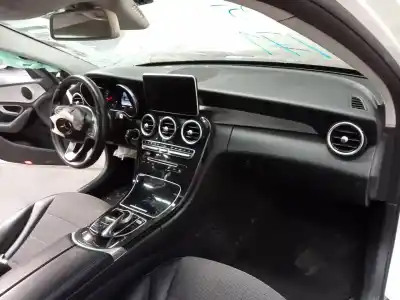 Утилизация автомобиля mercedes-benz clase c (w205) familiar avangarde года 2015 питание 651921
