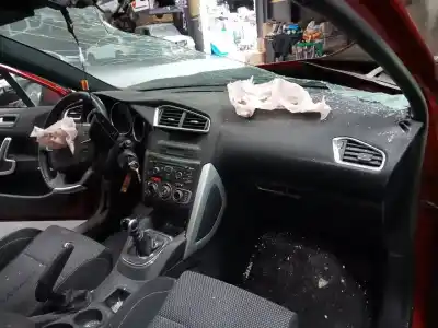 Veículo de Sucata citroen ds4 cosmo do ano 2014 alimentado 9hd