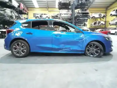 Veículo de Sucata FORD FOCUS LIM. ST-Line do ano 2022 alimentado R0DB