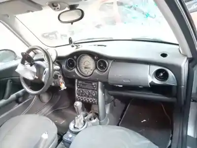 Veículo de Sucata bmw mini (r50,r53) cooper do ano 2003 alimentado w10b16a