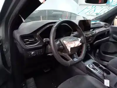 Veículo de Sucata ford kuga st-line do ano 2023 alimentado bgda