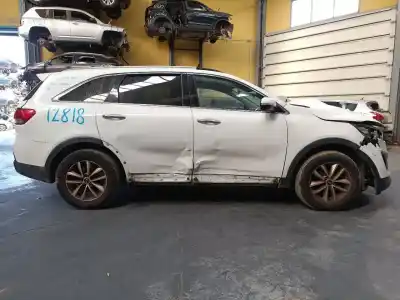 Veículo de Sucata KIA SORENTO Concept 2WD do ano 2015 alimentado D4HB