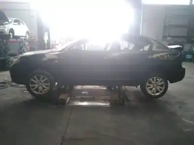 Vehicul casat mazda 3 berlina (bk) * al anului 2007 alimentat 